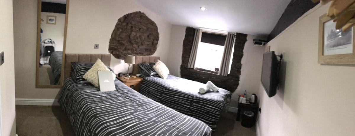 The Guest House Worsthorne Twin Room